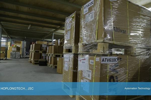 Kho hàng Hợp Long