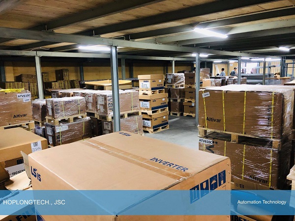 Kho hàng Hợp Long