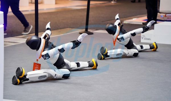 agibot-gay-an-tuong-tai-ifa-2026-voi-dan-ai-robot-the-he-moi-va-tham-vong-tham-nhap-chau-au-2.jpg