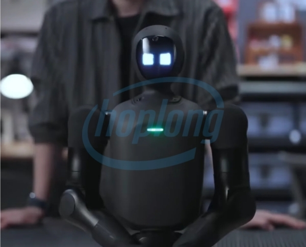 agibot-ra-mat-robot-hinh-nguoi-q1-nho-gon-bo-vua-balo-tich-hop-ai-tien-tien-5.jpg
