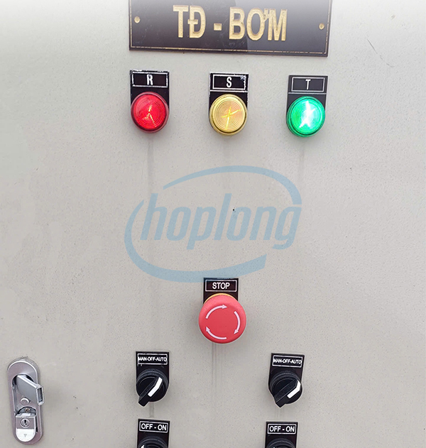 nut-nhan-den-bao-giga-electric-giai-phap-toi-uu-cho-tu-bang-dien-cong-nghiep-2.jpg