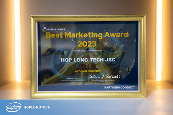 Hợp Long đã vinh dự nhận giải thưởng "Best Marketing Award 2023" từ Universal Robots. 