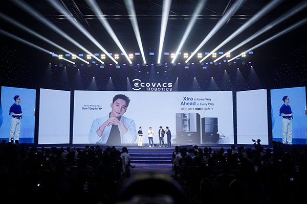 Đại sứ thương hiệu ECOVACS Việt Nam - Sơn Tùng M-TP chia sẻ trong sự kiện.