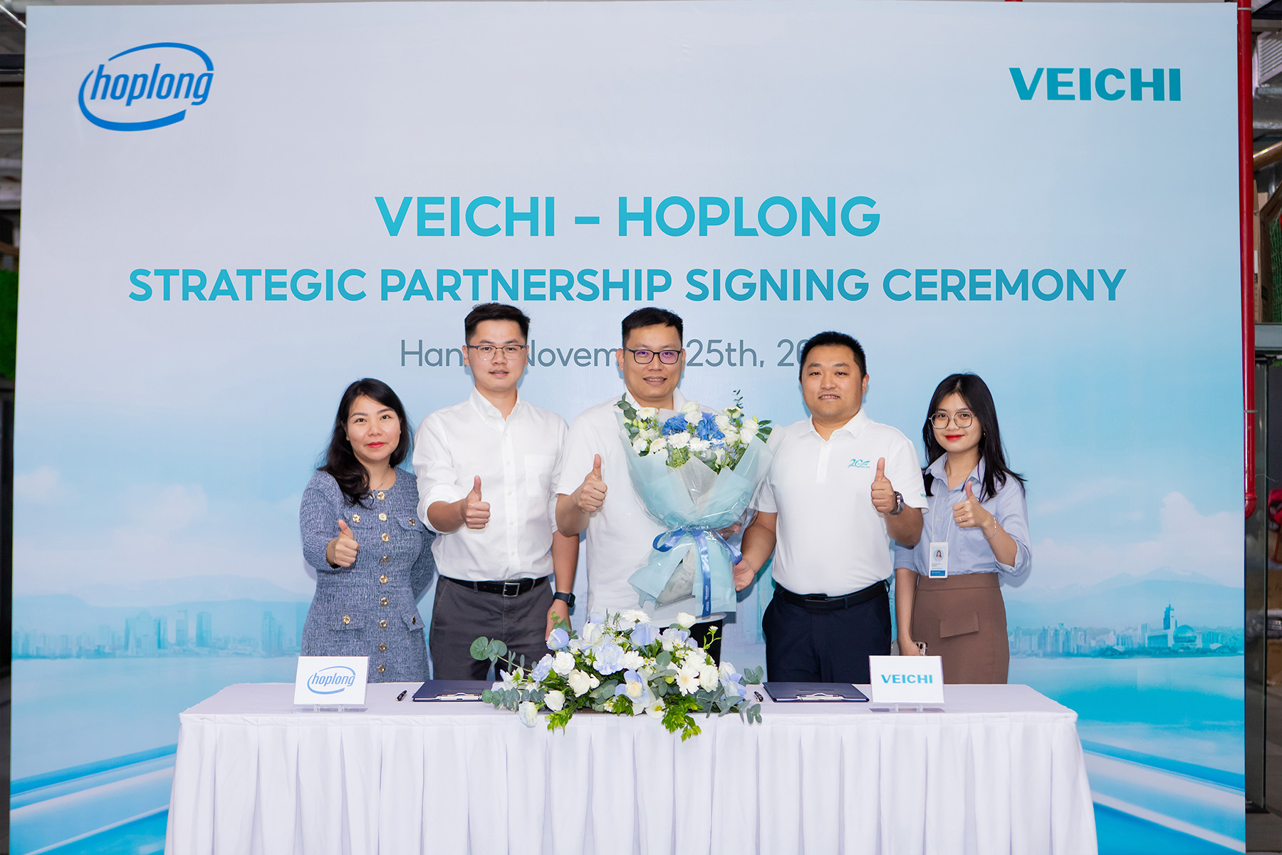 HỢP LONG là đối tác chiến lược toàn diện của VECHI